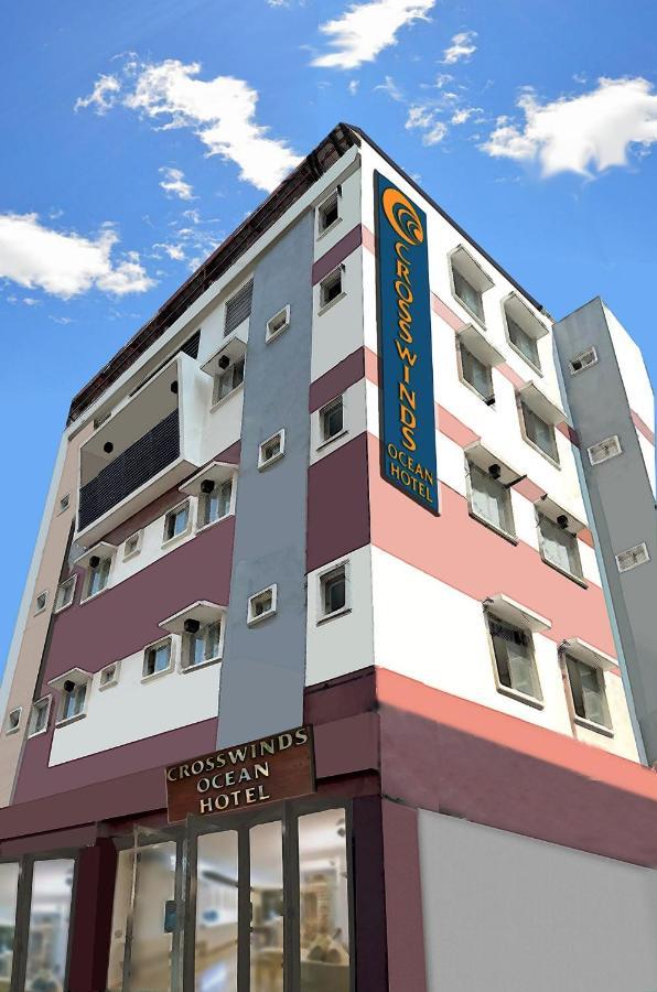 Paranaque City Crosswinds Hotel מראה חיצוני תמונה